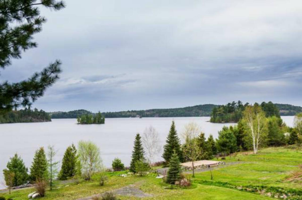 Dunlop Lake Lodge Elliot Lake Extérieur photo
